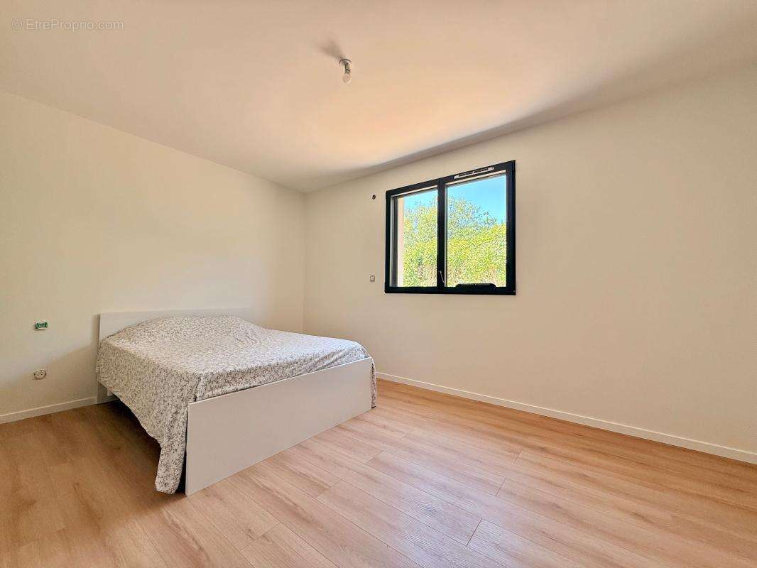 Maison neuve À Vendre 122m² habitable plain pied 3 chambres - photo 5