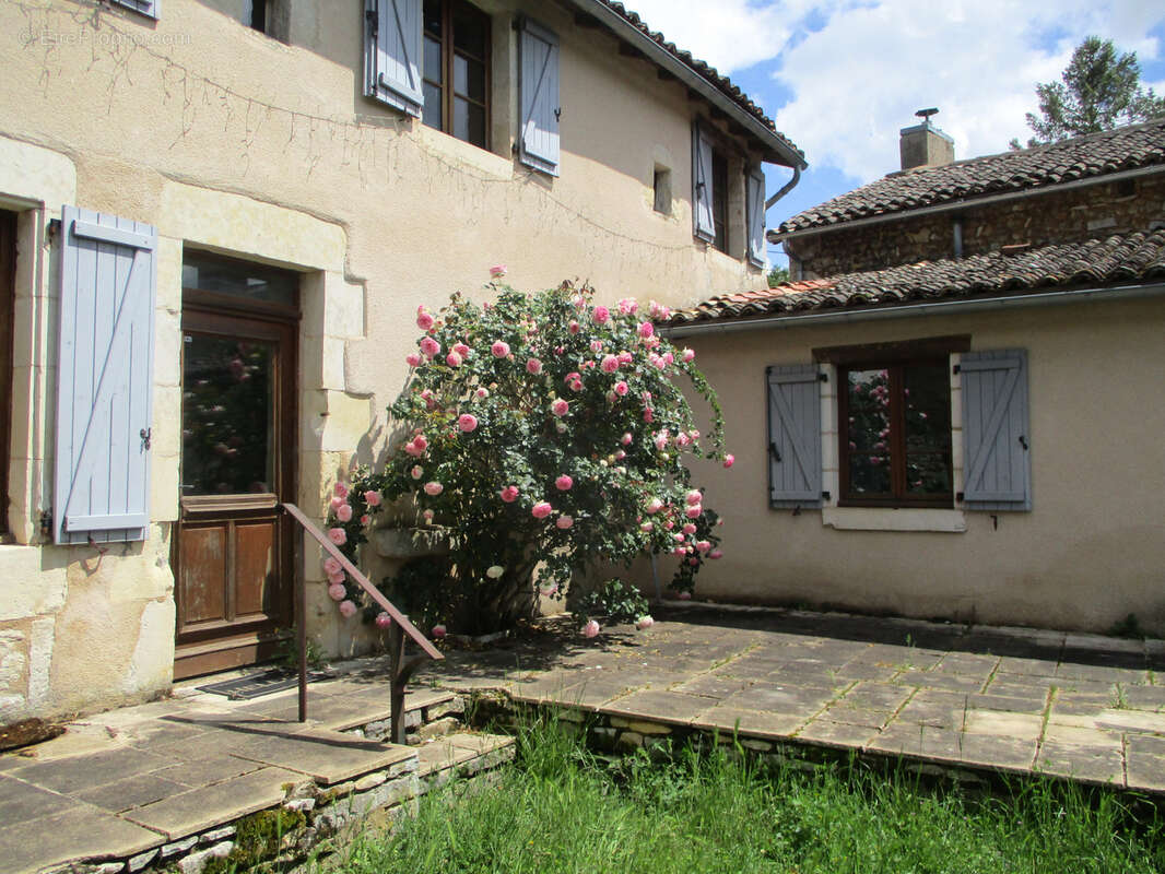 Maison à BRUX
