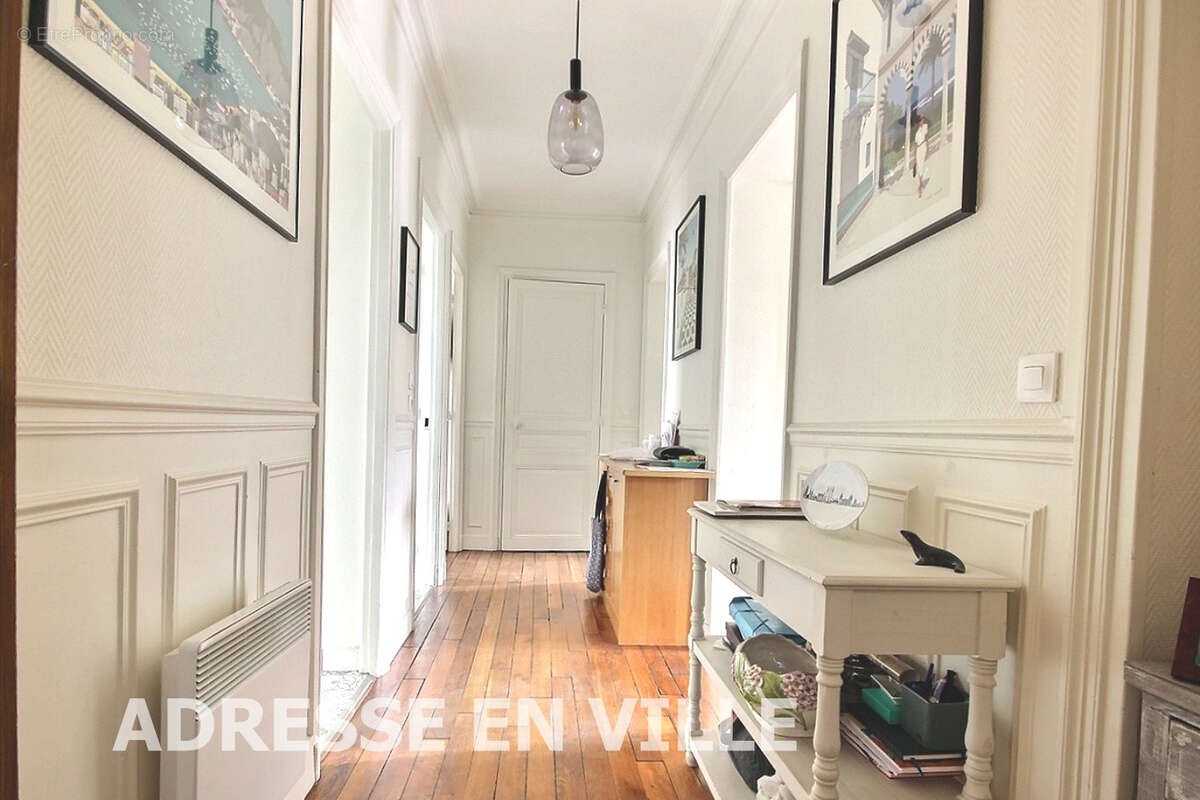 Appartement à LEVALLOIS-PERRET