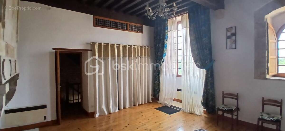 Maison Tour Historique - photo 11