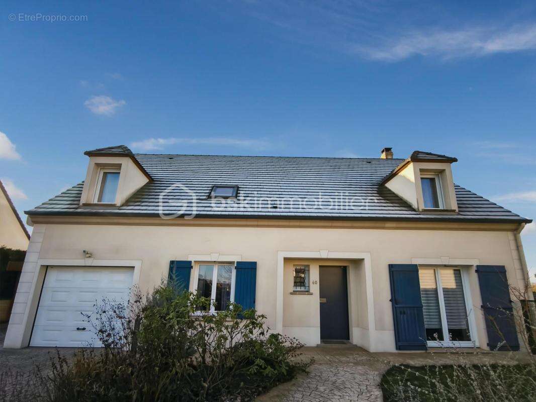 Maison à VEMARS