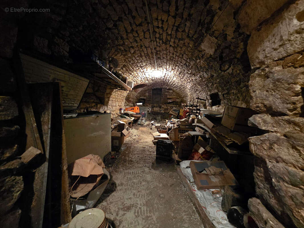 Maison à PUISIEUX-ET-CLANLIEU