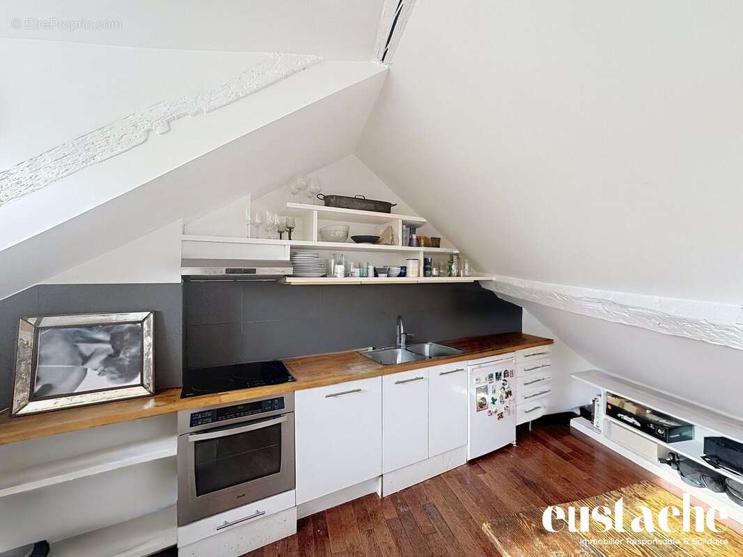 Appartement à PARIS-11E