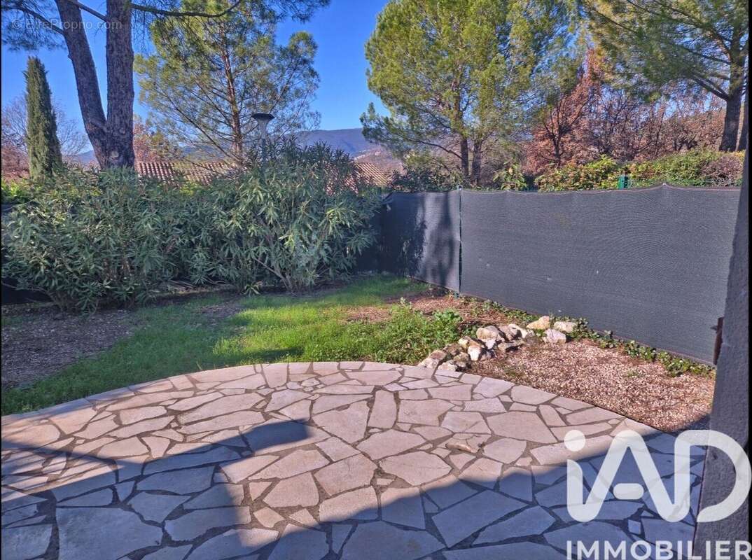 Photo 2 - Maison à TOURRETTES