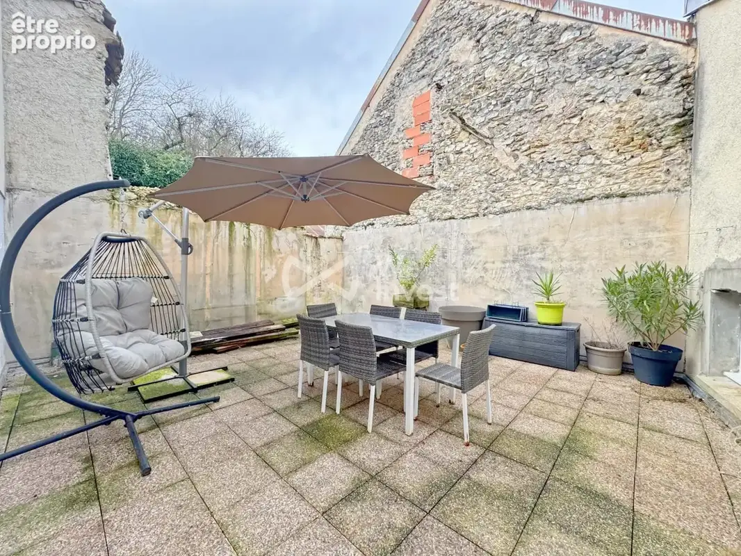 Appartement 3 pièces 70 m² à vendre à La Ferte-Gaucher (77320) - photo 2