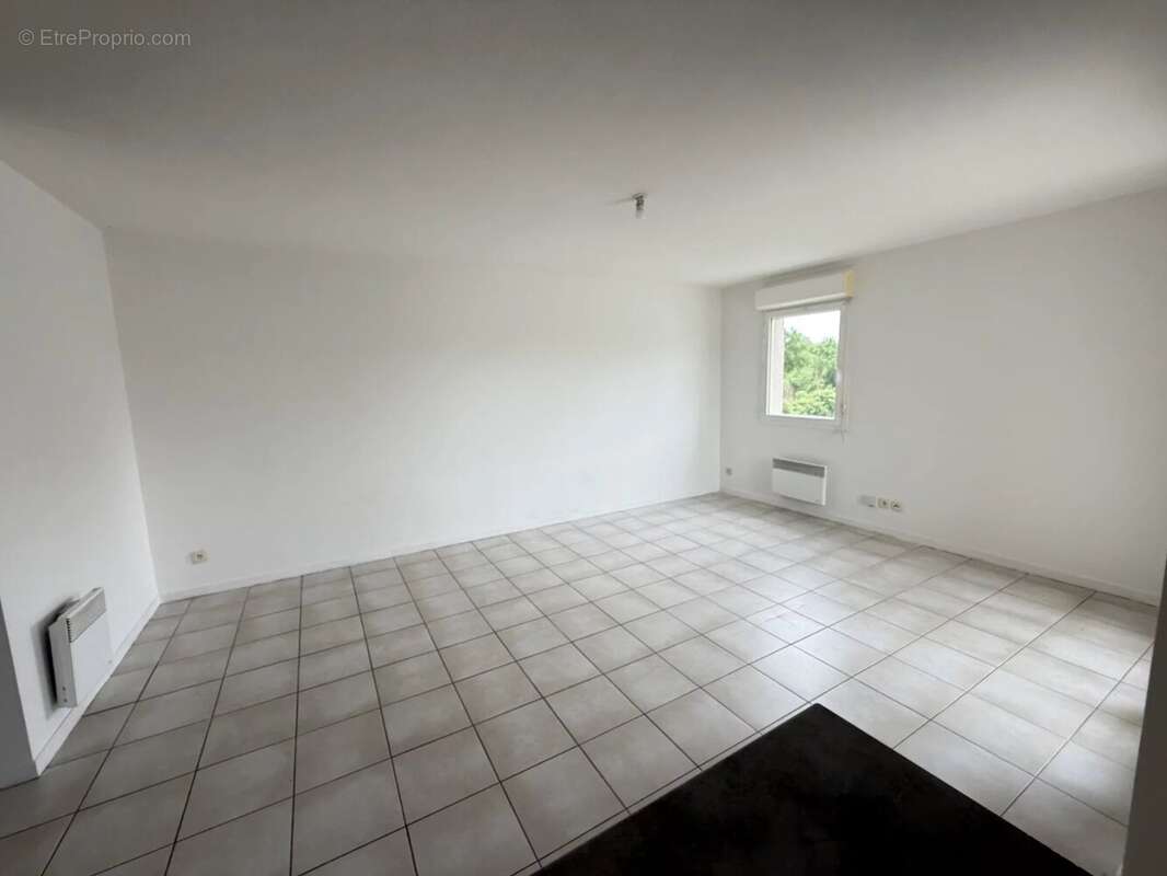 Appartement à PINEUILH
