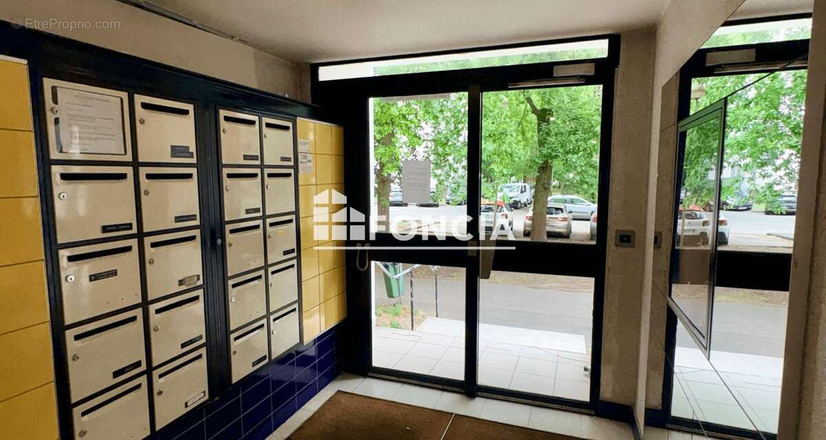 Appartement à TREMBLAY-EN-FRANCE