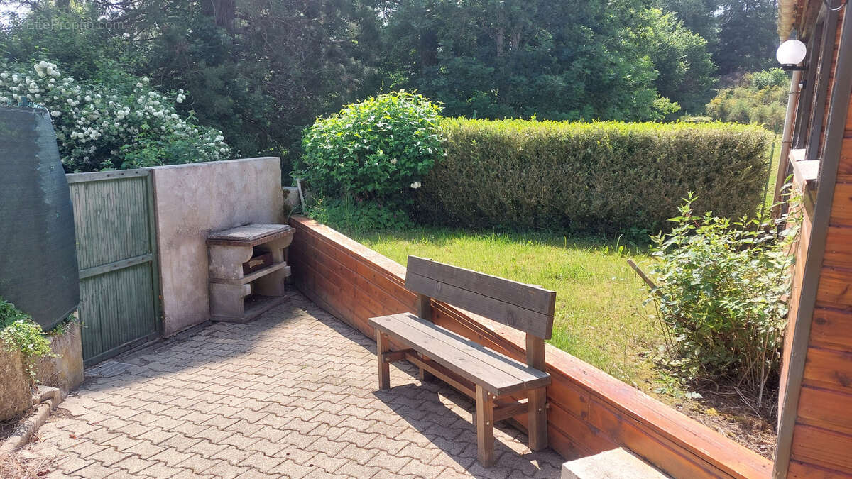 Maison à LE CHAMBON-SUR-LIGNON