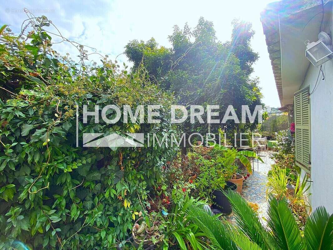 Appartement à VENCE