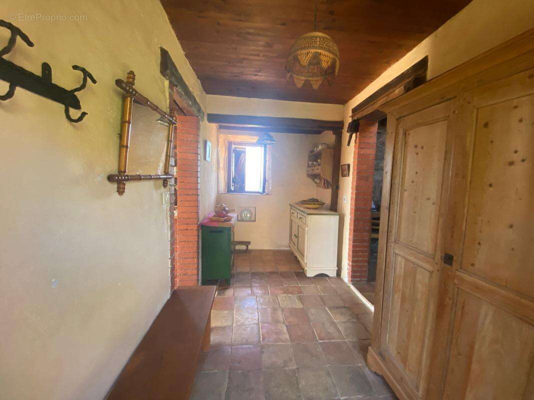 Maison à LABLACHERE