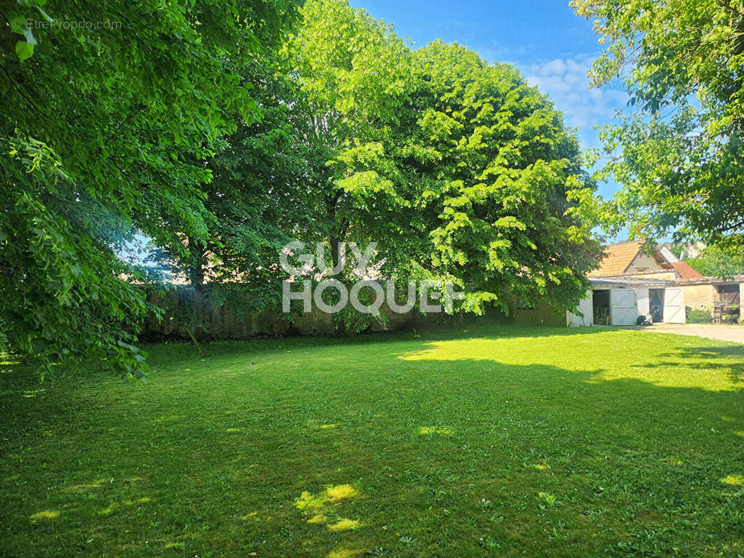 Maison à NOGENT-SUR-SEINE