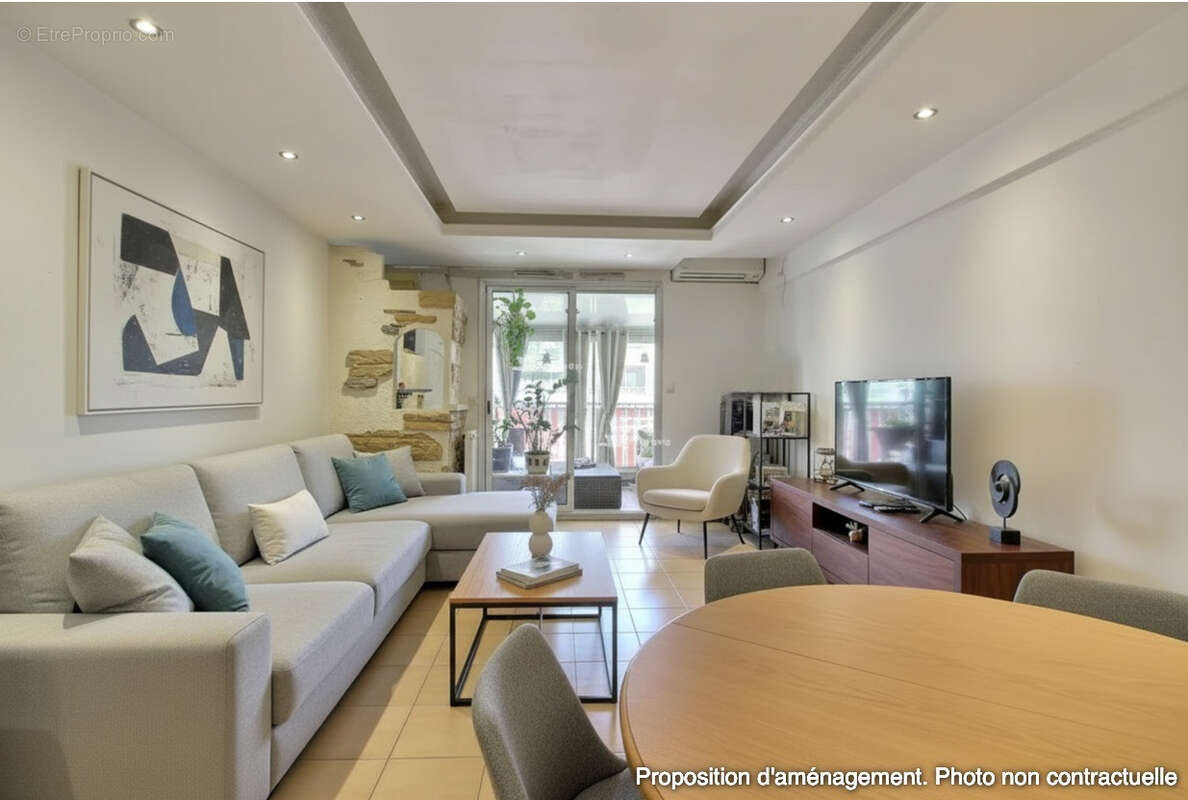 Appartement à MANDELIEU-LA-NAPOULE