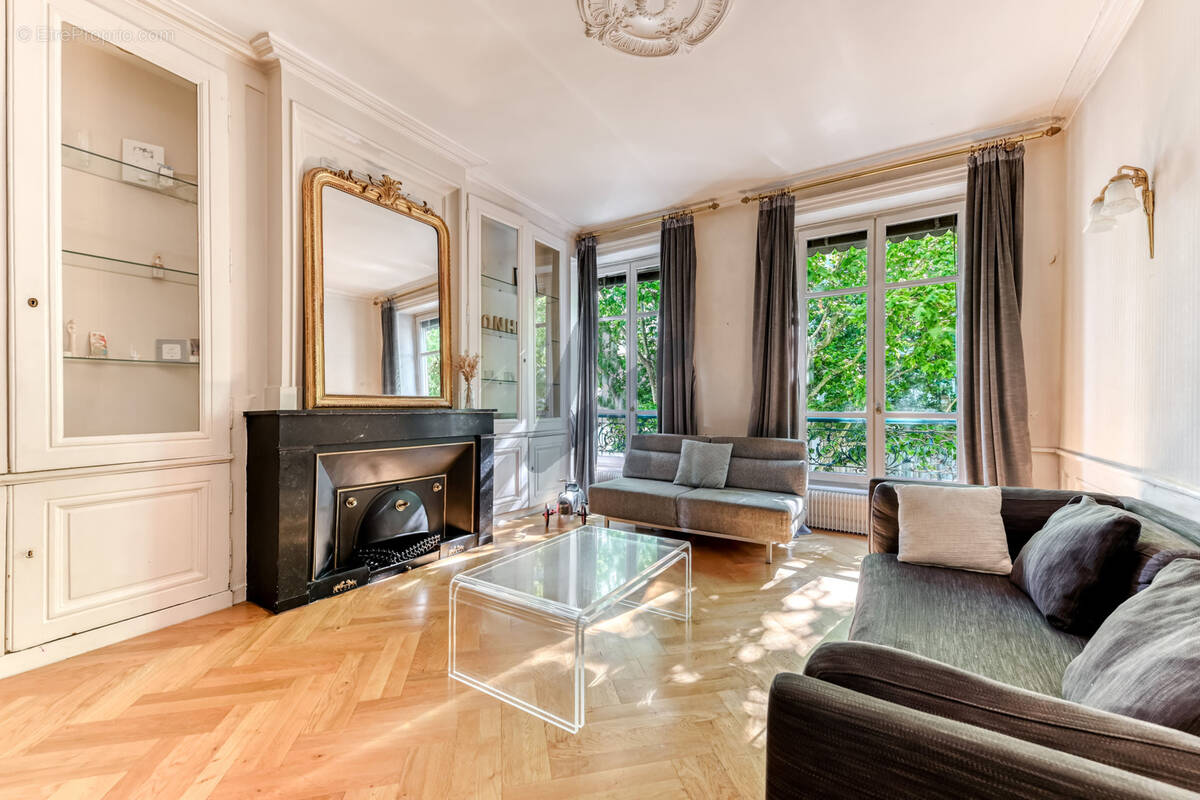 Appartement à LYON-6E