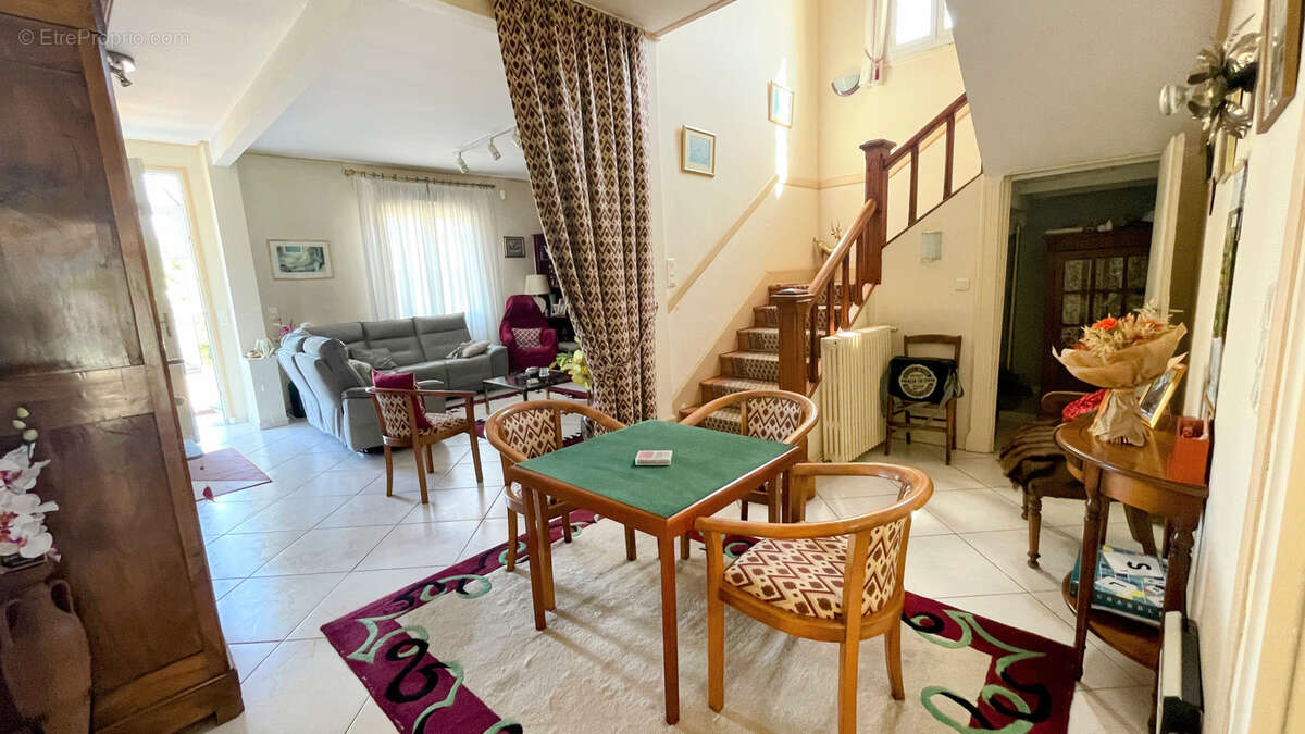 Maison à CASTELJALOUX