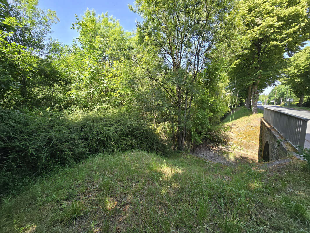 Terrain à CHATILLON-SUR-INDRE