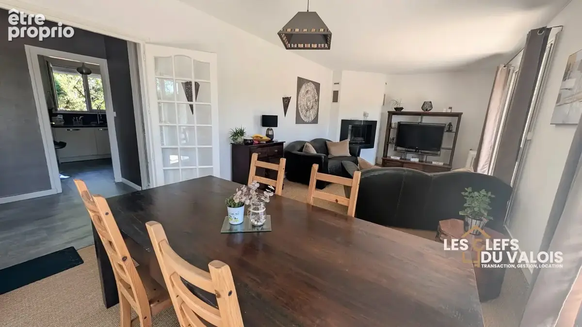 Maison 96 m² à Crepy-En-Valois  - photo 4