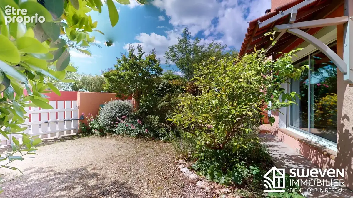 Maison 6 pièces 110 m² à vendre à Llupia (66300) - photo 4