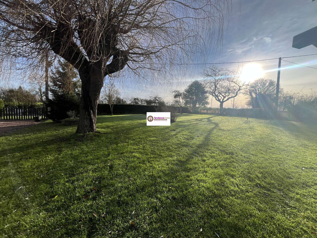 Maison à LE MELE-SUR-SARTHE