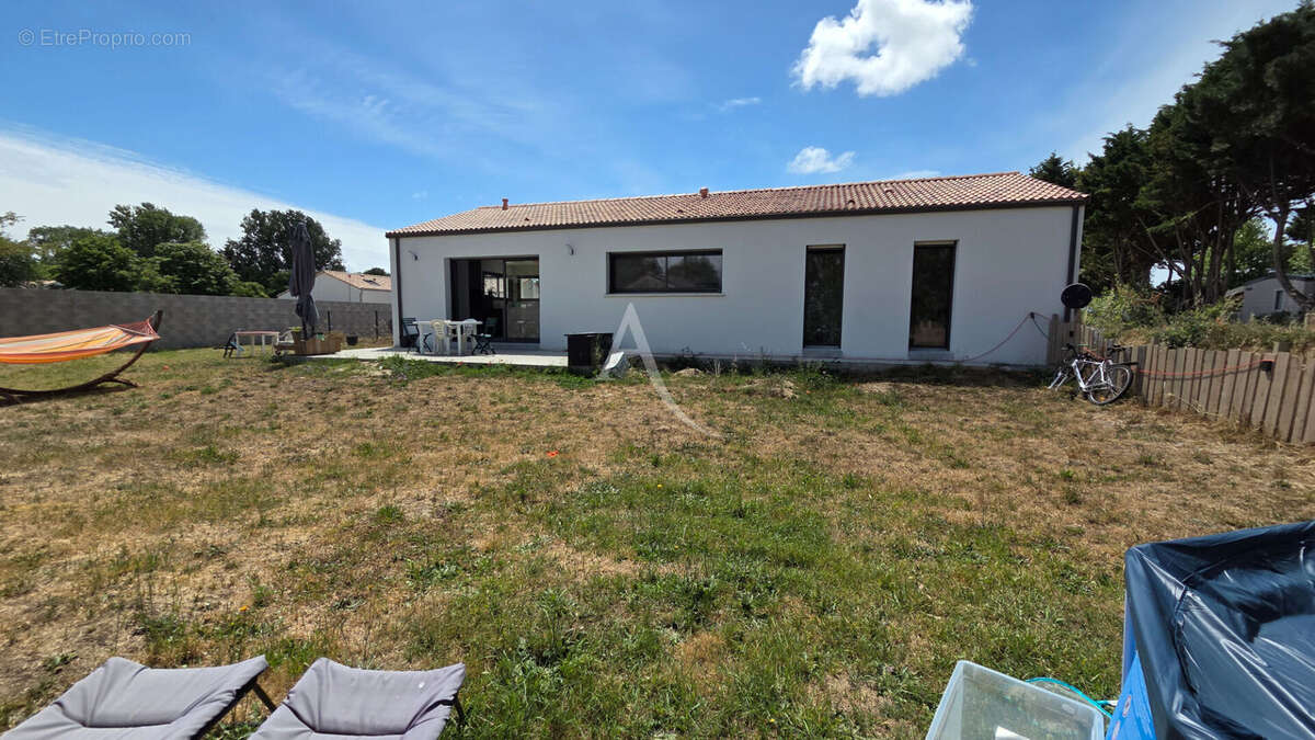 Maison Contemporaine de 104 m² à Saint-Hilaire-de-Riez - photo 11