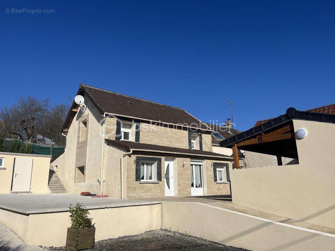 Maison à NANTEUIL-LES-MEAUX