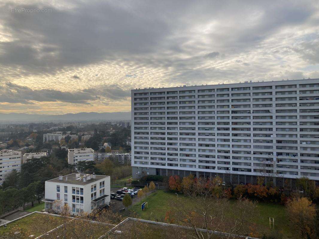 Appartement à LYON-9E