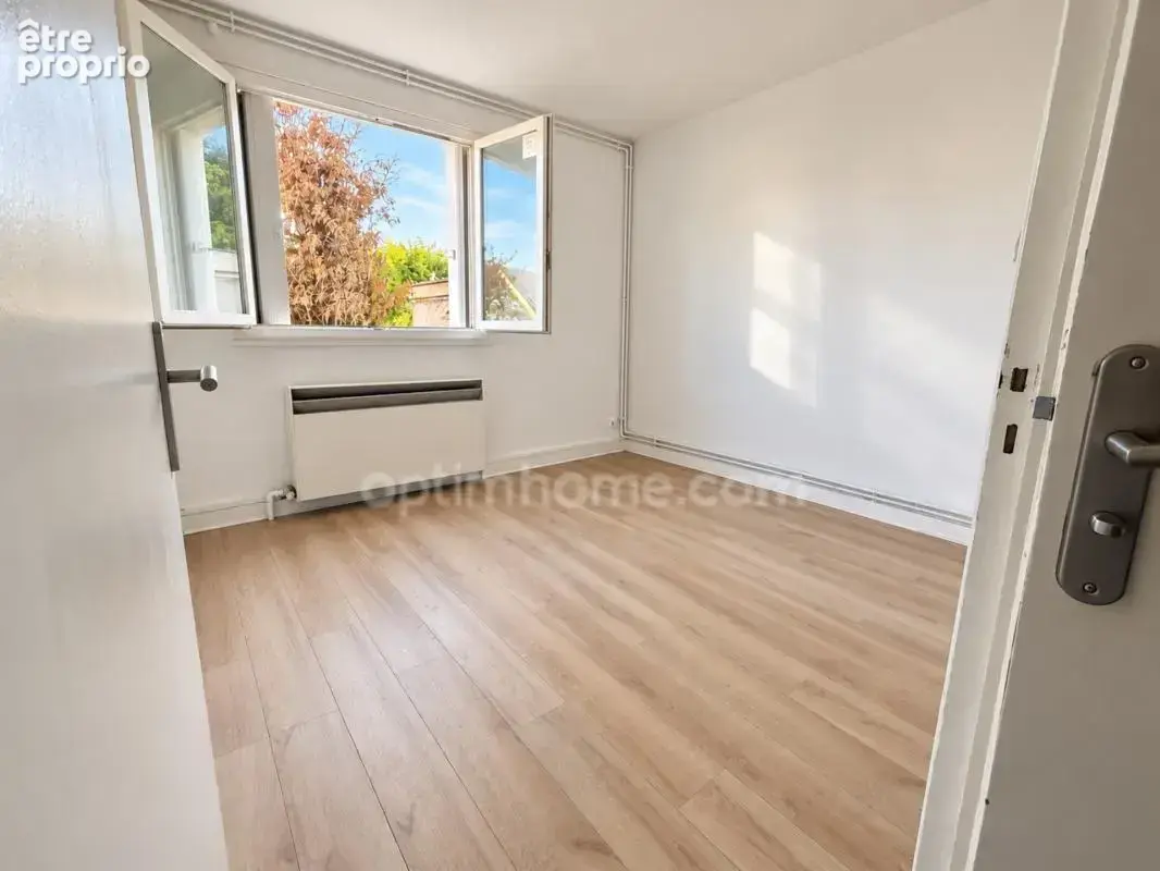 Saint-maur-des-fosses (94100) - appartement t3 + jardin - parking - cave - calme - photo 5