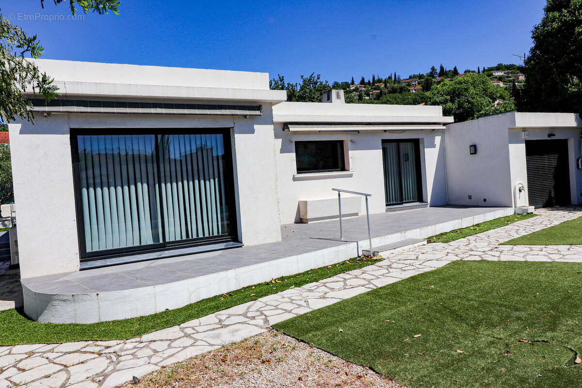 Maison à DRAGUIGNAN