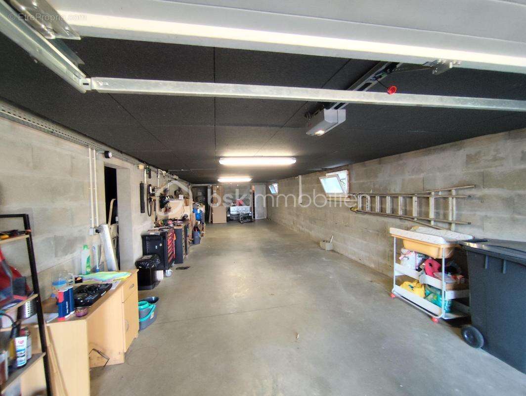 Maison à BLANQUEFORT