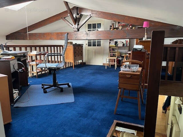 Maison à SAINT-LAURENT-DE-COGNAC