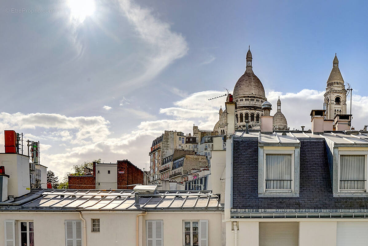 Appartement à PARIS-18E