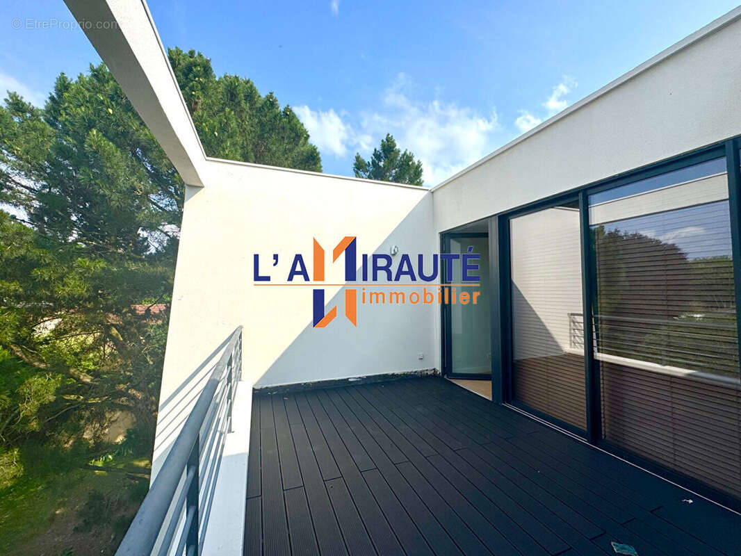 Maison à MAISONS-LAFFITTE