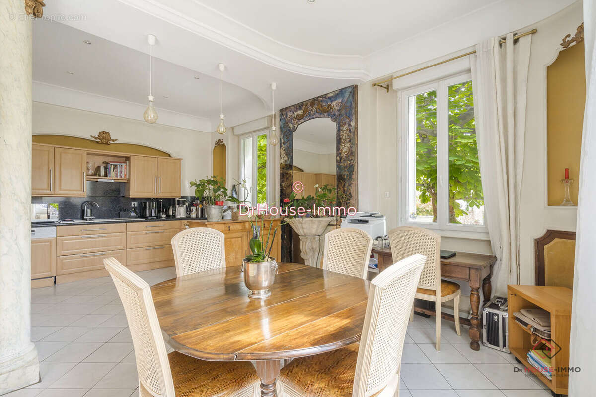 Maison à BRY-SUR-MARNE