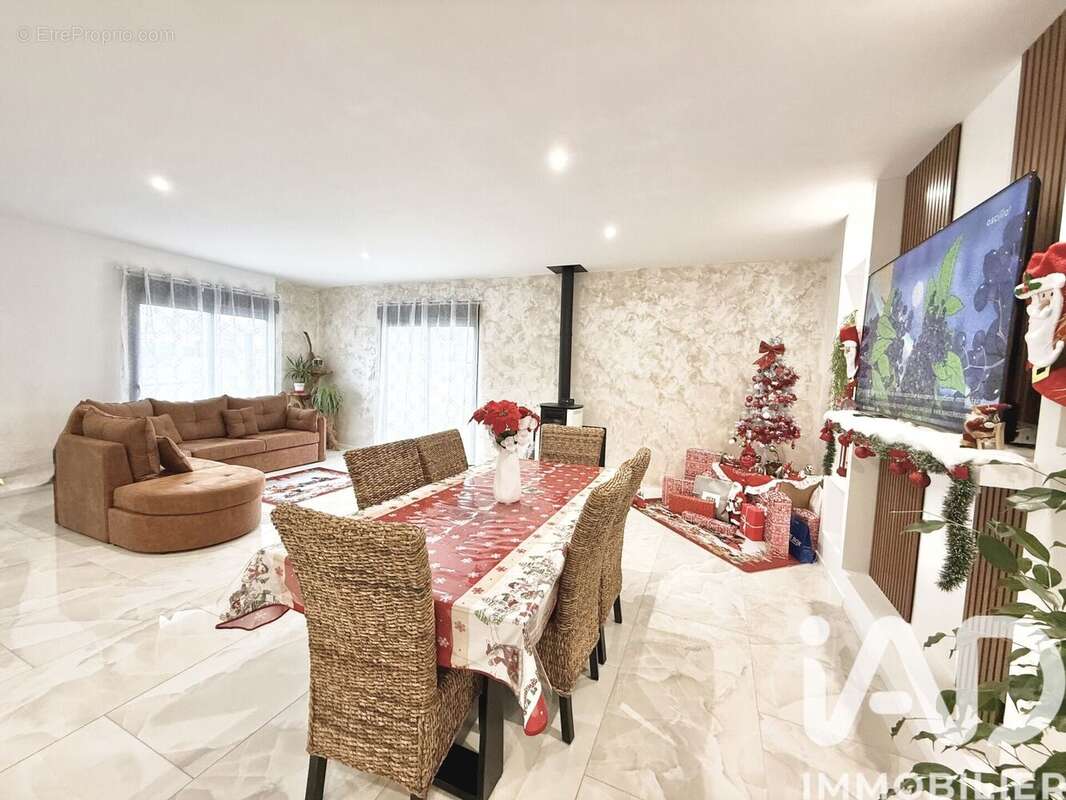 Photo 3 - Maison à BONCHAMP-LES-LAVAL