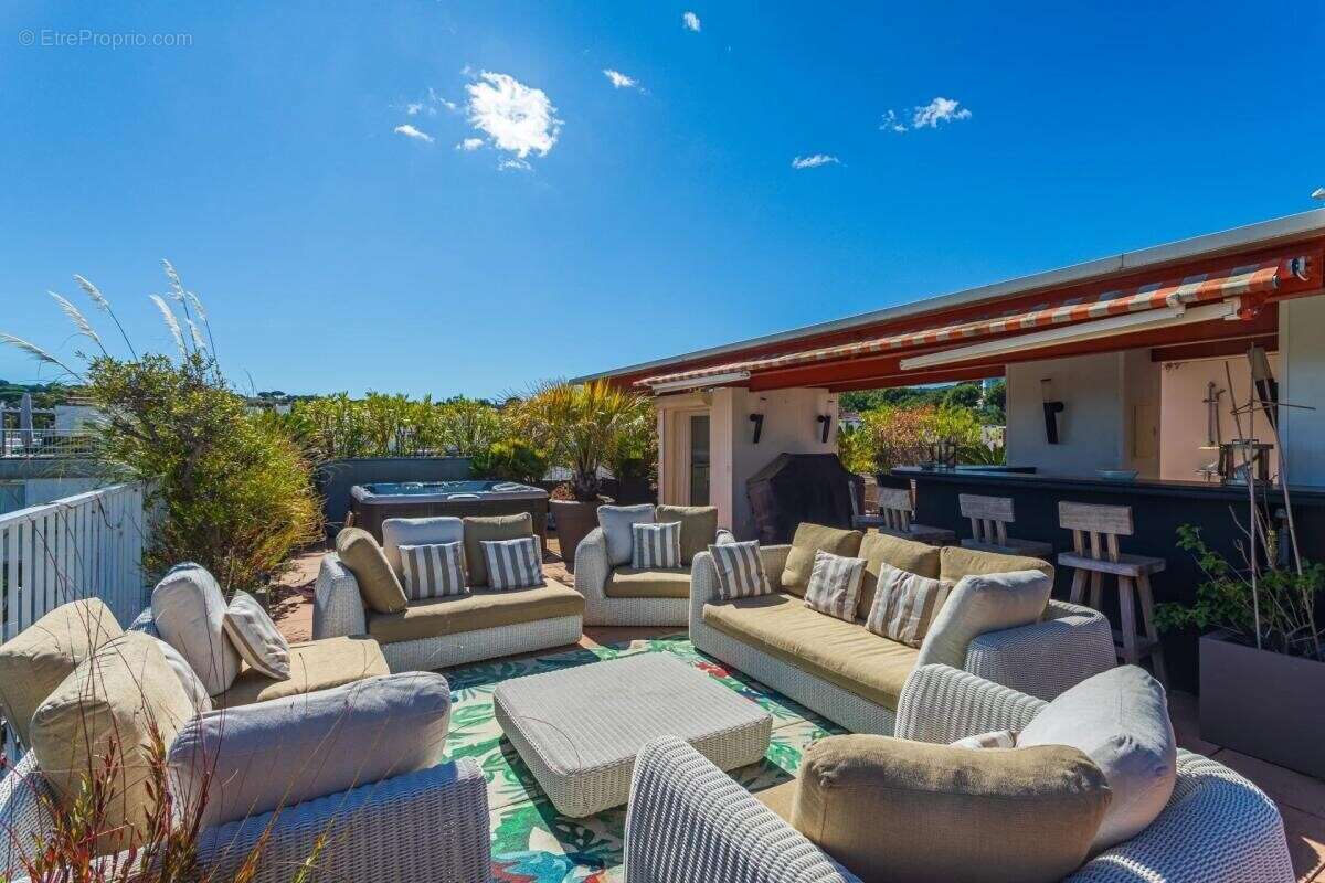 Appartement à SAINT-TROPEZ