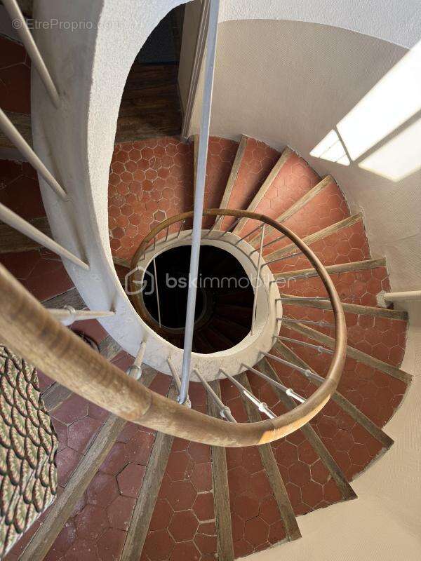 Appartement à BESSE-SUR-ISSOLE