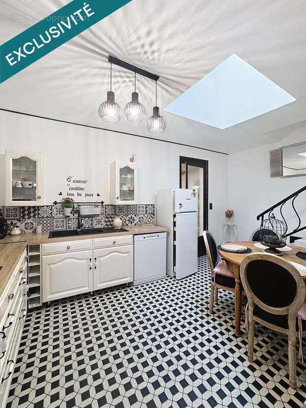 Photo 2 - Maison à SAINT-ESTEPHE