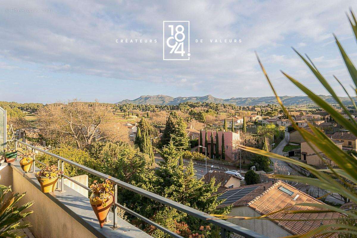 Appartement à ROUSSET