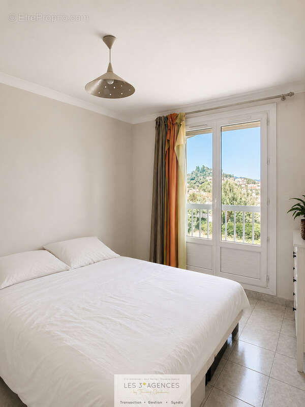 Appartement à COGOLIN