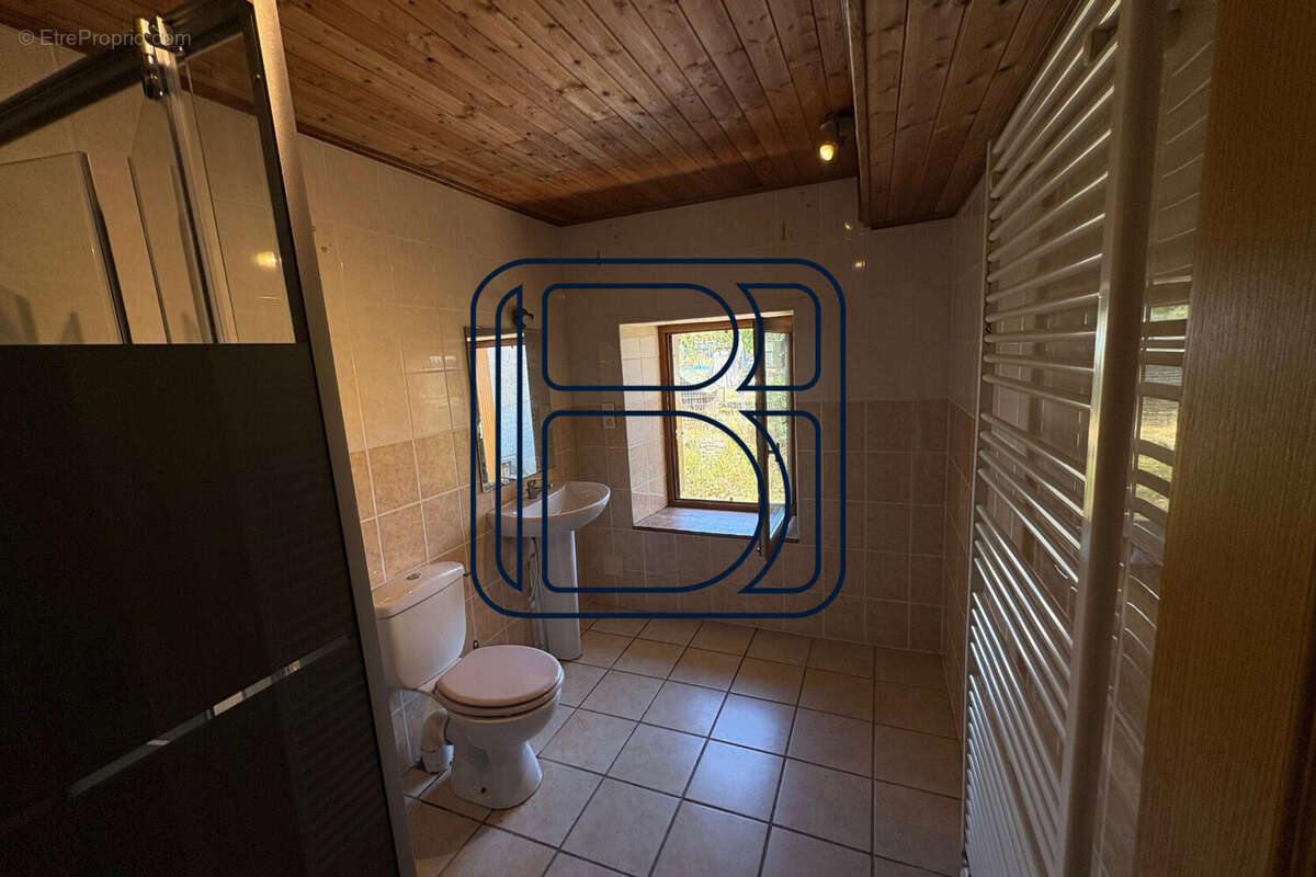 Maison 185 m² à Marsac-En-Livradois  - photo 6