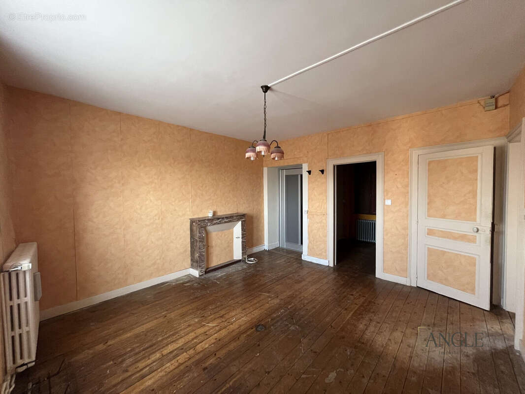 Maison 100 m² à Arconnay  - photo 9