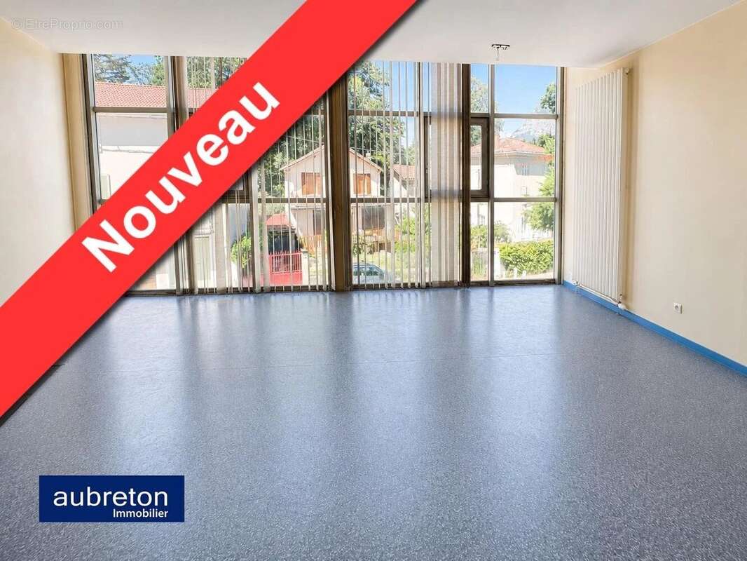 Appartement 200 m² à Sassenage  - photo 2