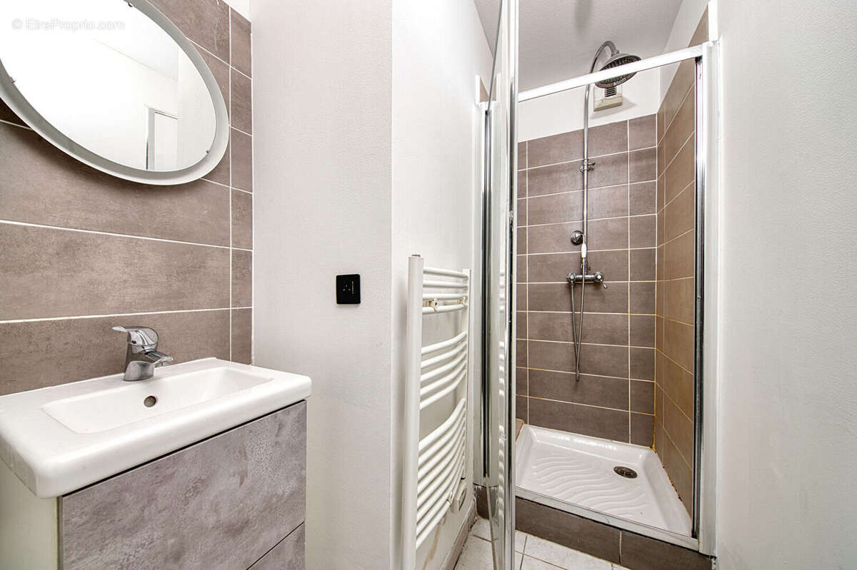 Appartement à SAINTE-FOY-LES-LYON