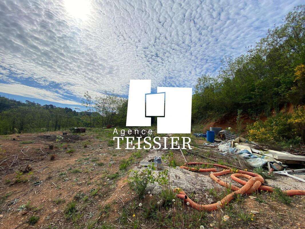 Terrain à CHAMBONAS