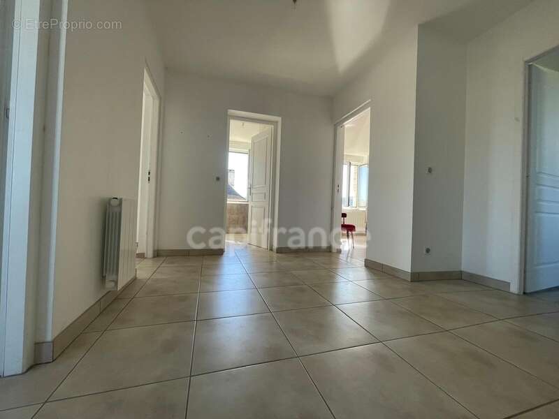 Maison à SAINT-MICHEL-DE-BANNIERES