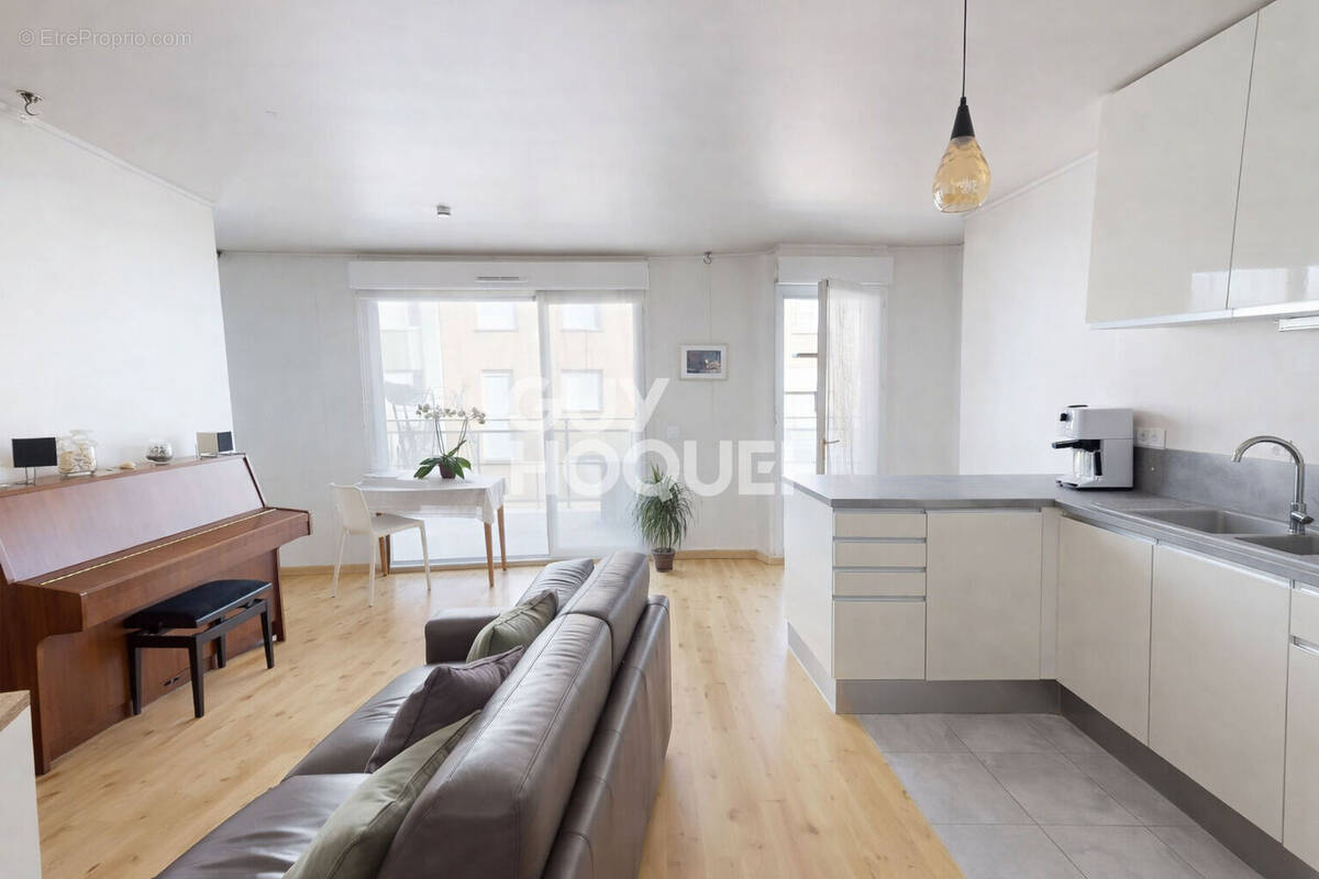Appartement à AUBERVILLIERS