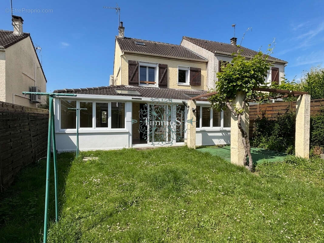 Maison à PERSAN