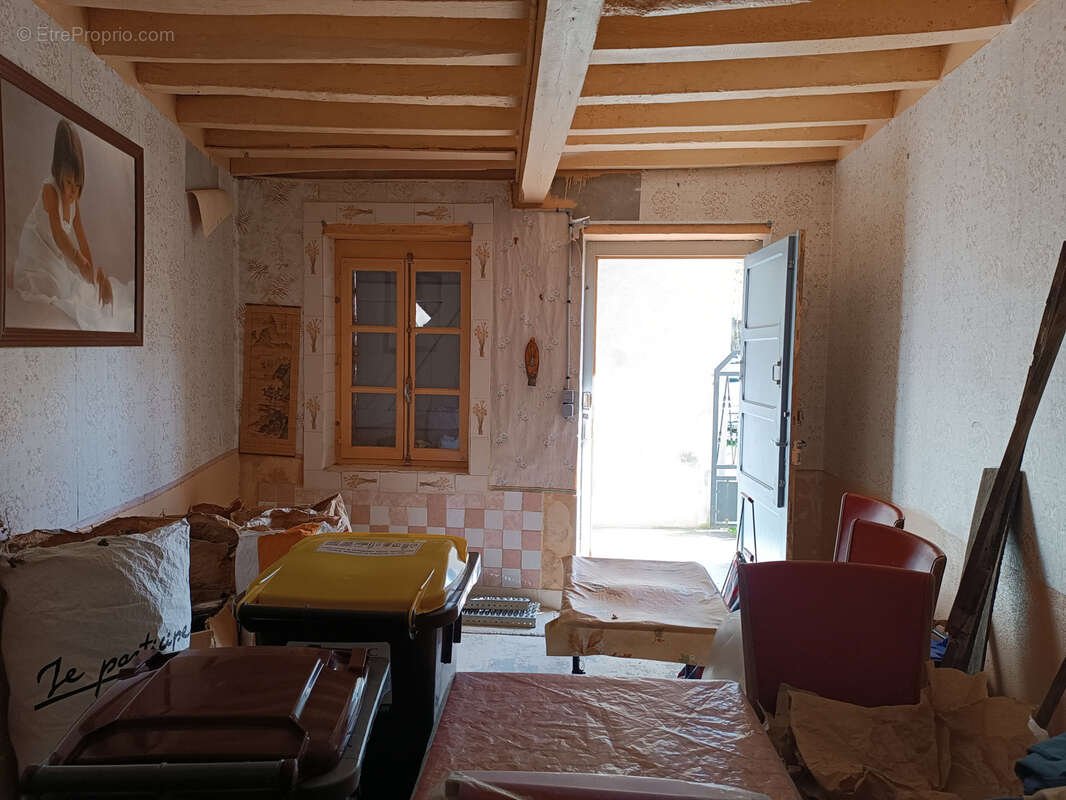 Maison à LA GUERCHE-SUR-L'AUBOIS