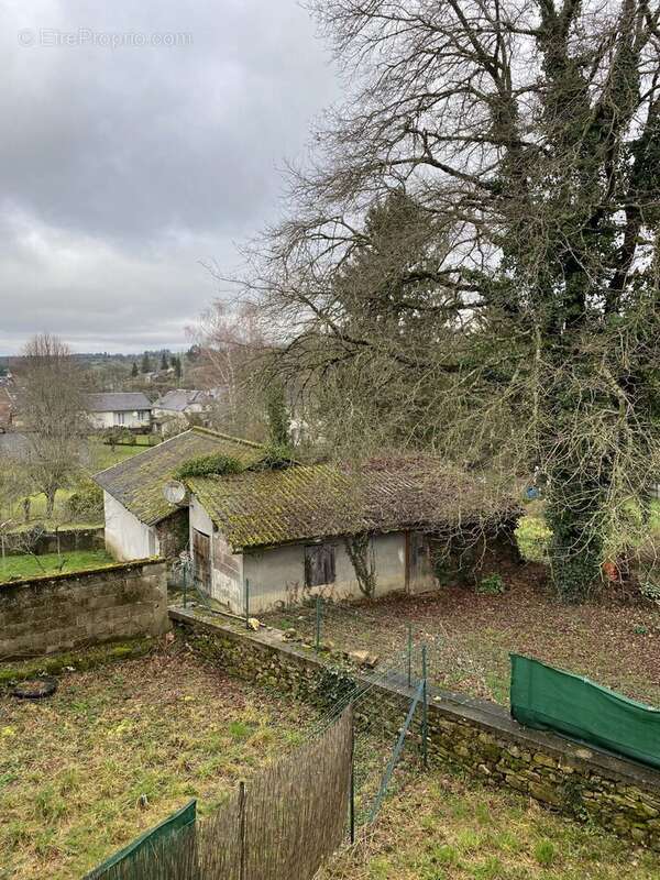 Maison à CHATEAUNEUF-LA-FORET