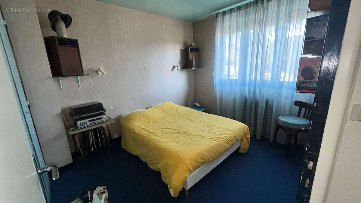 Maison à VILLEDIEU-LES-POELES