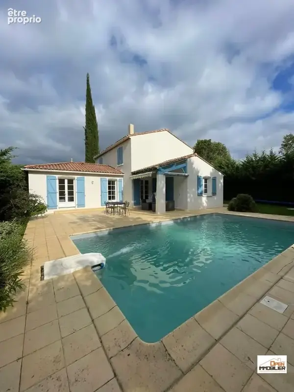 Photo Maison à Niort au prix de 342 200€
